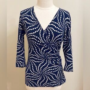 Ann Taylor Geometric Navy Blue White Faux Wrap Ruched Casual Top Size Small